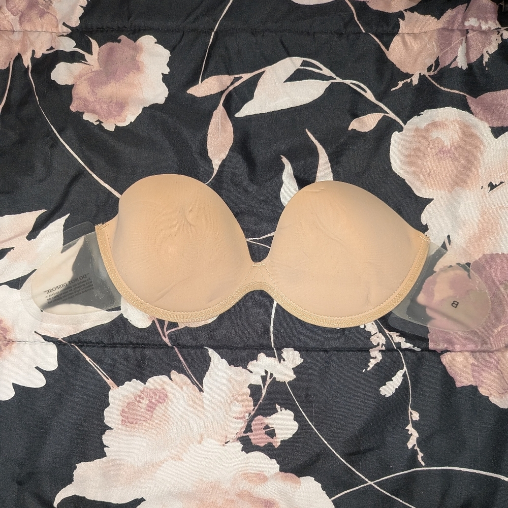 Nordstrom Rack Adhesive Bra Size B Cup